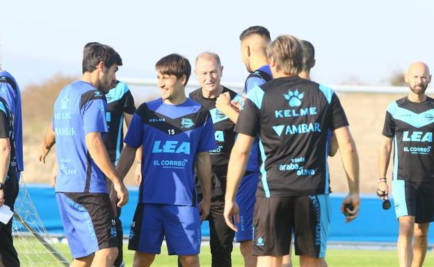 Bojan, en el entrenamiento del viernes en Ibaia./Jesús Andrade