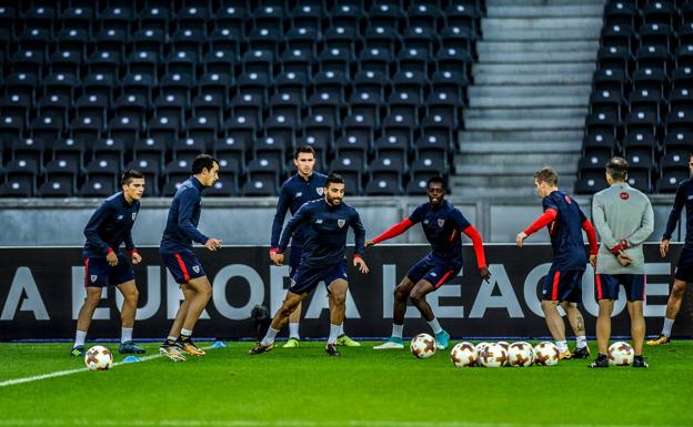 El Athletic entrenó ayer en el estadio olímpico de Berlín, donde hoy se disputa el partido.