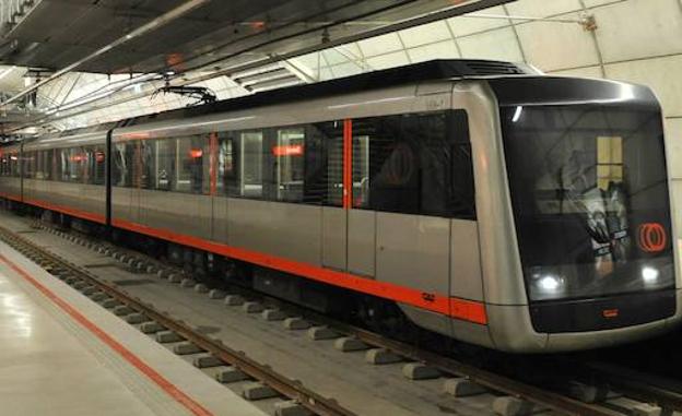 Una unidad del metro, ajena a la información.