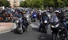 La concentración inició su ruta desde el parque Antonio Cabezón.