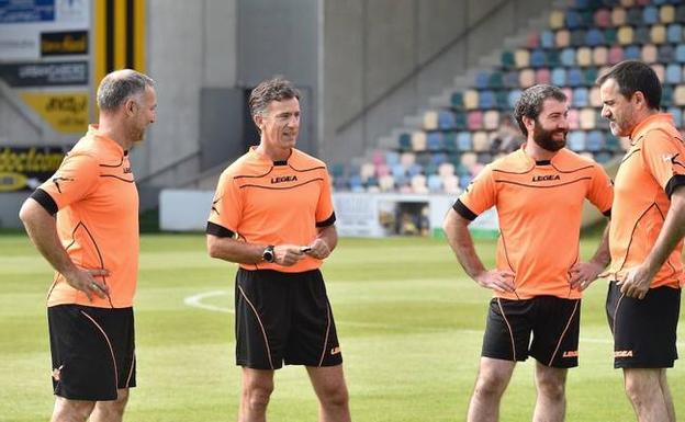 Larrazabal y Suances durante un entrenamiento.