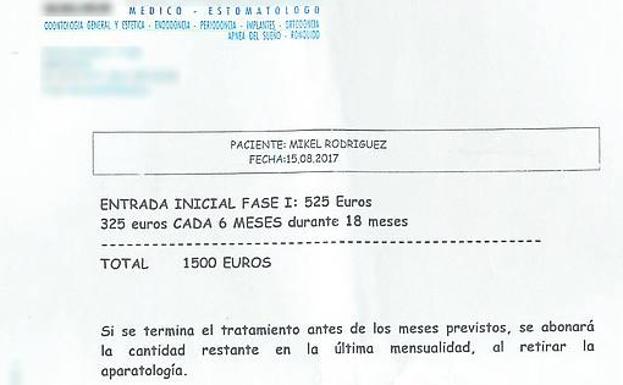 Factura de las gafas. En este caso, los cambios se centraron otra vez en el nombre y la fecha del documento. También se modificó la dirección de la vivienda del solicitante. Costó 6 euros.