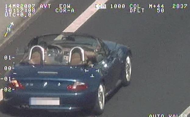 Grabación realizada por la DGT a un conductor que circula a 216 kilómetros por hora (2007).