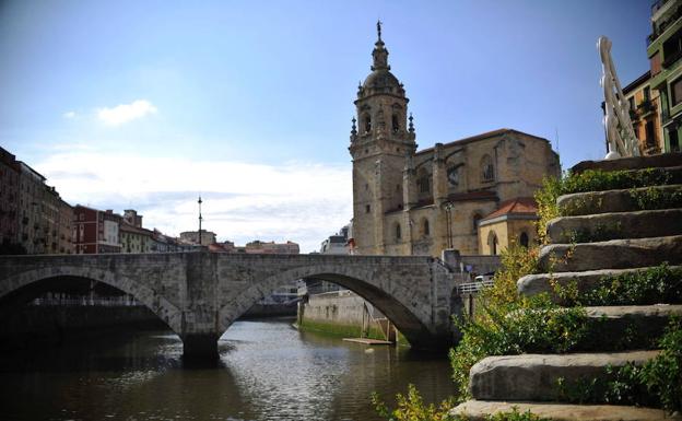 Iglesia y puente de San Antón./FOTOS: IGNACIO PÉREZ/ JOSÉ LUIS FRAILE