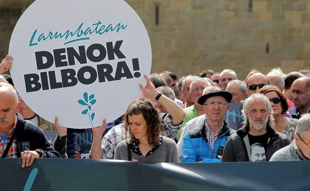 Imagen de la manifestación celebrada este domingo en San Sebastián. /EFE