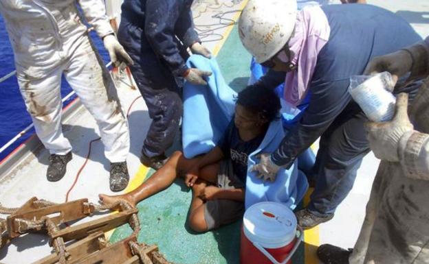 Joven pescador sobrevive 49 días a la deriva en alta mar Joven pescador sobrevive 49 días a la deriva en alta mar