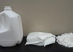 RecycleBot tritura las botellas de leche y las funde para convertirlas en plástico para impresoras 3D. MTU/