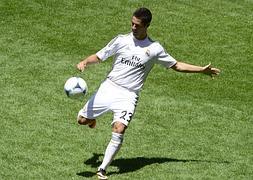 El malagueño Isco, durante su presentación. / J. Soriano (Afp)/