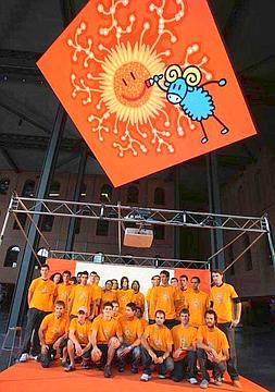 La 'marea naranja' ya tiene camisetas para este Tour