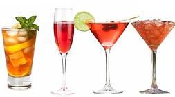 De izquierda a derecha: Verde de patxaran, cóctel de cava, Hemingway y patxaran frappe./