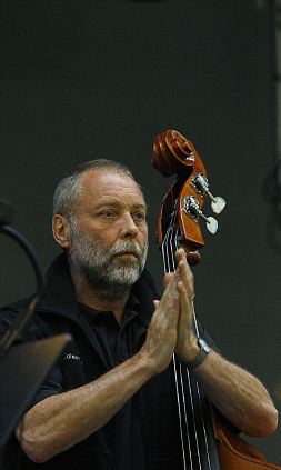 JAZZ. Dave Holland, con su contrabajo. / JESÚS ANDRADE/