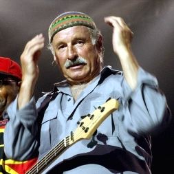 2002. Joe Zawinul, maestro de la experimentación eléctrica en los límites del jazz. / AFP/