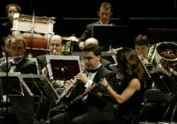 La Banda Municipal de Vitoria, durante un concierto./ JOSÉ MONTES/