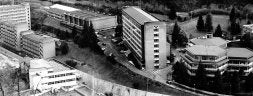 El centro está integrado por cinco edificios dedicados a la enseñanza, residencia y actividades deportivas. / UNI/