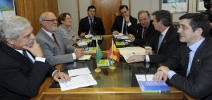 López valora los frutos de un viaje a Brasil «que ha sido empresarial»