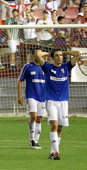 Barrón lamenta una ocasión fallada en un partido anterior. ::
Ó. S./