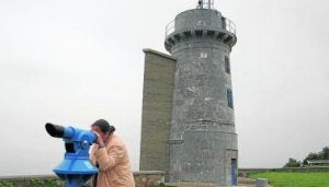 El observatorio se construirá junto al antiguo faro. / Maika Salguero/