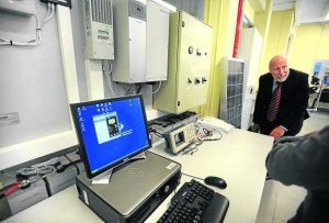 Laboratorio de Energía Solar Fotovoltaica de la Uni de Eibar. ::
F. MORQUECHO/