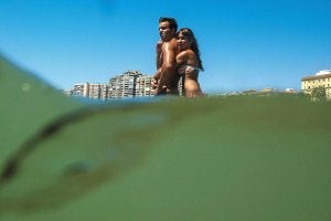 Playa y sol es lo que atrae a la mayoría de los extranjeros. /Efe/