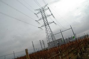 Imagen de la subestación de suministro eléctrico en Haro. ::
R. SOLANO/