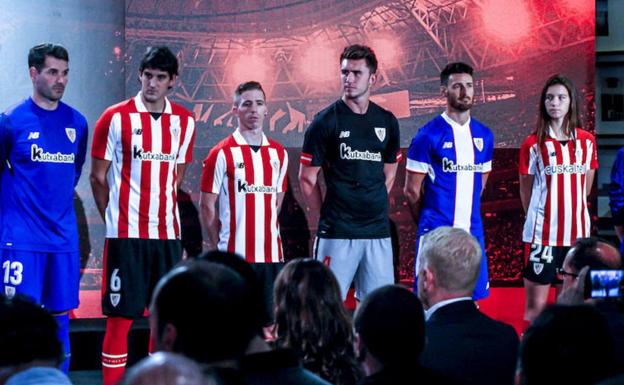 Incontable Despertar Hacia abajo La camiseta del Athletic es la segunda más cara de la Liga, con la del  Barça y el Atlético | Athletic - El Correo