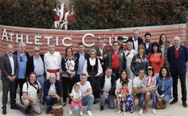 La Peña Piru Gainza y el Athletic homenajean al 'Gamo de Dublín' en el centenario de su nacimiento