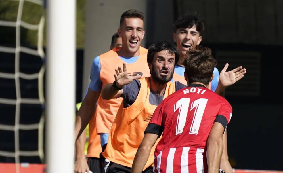 El Bilbao Athletic se estrena con una victoria en Lezama