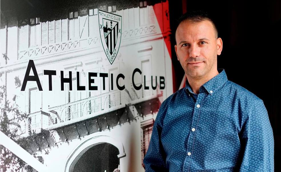 Álex Pallarés, nuevo técnico del Bilbao Athletic: «El estilo debe ser igual o muy similar al del primer equipo»
