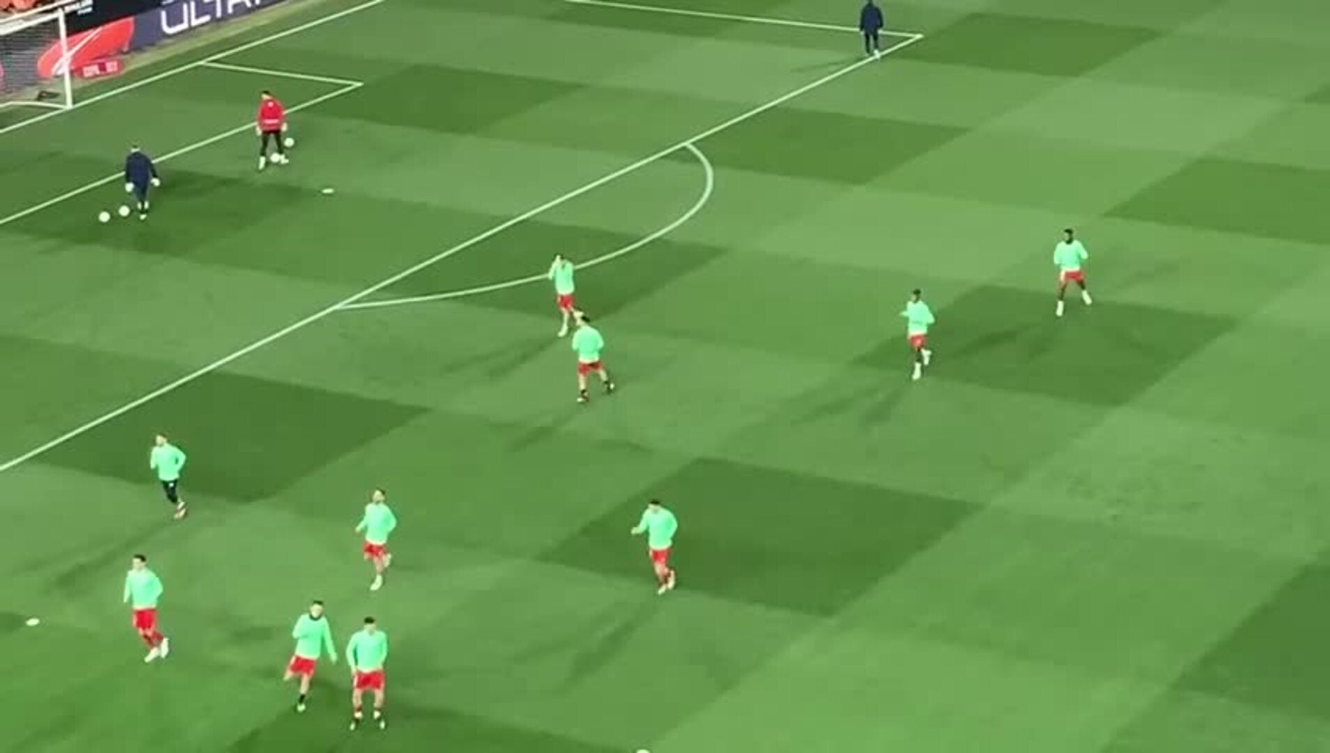 El Athletic calienta en Mestalla