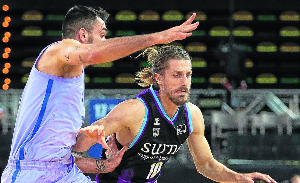 El 'nuevo' Bilbao Basket se estrena en un partido clave