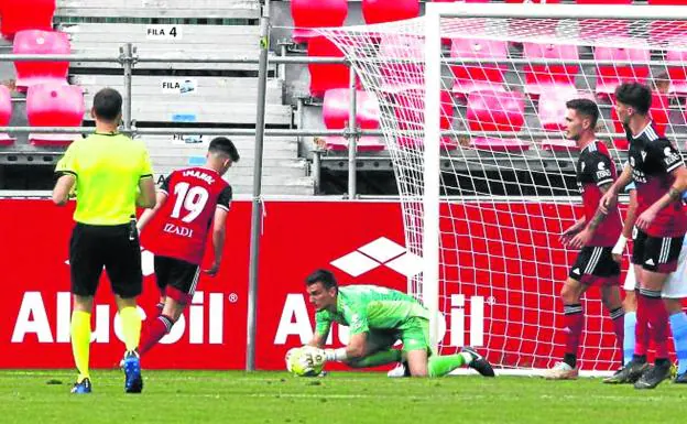 El cancerbero Ramón Juan debutó en partido de liga con el conjunto rojillo; el equipo no recibió gol tras varios meses encajando tantos en todos los encuentros.