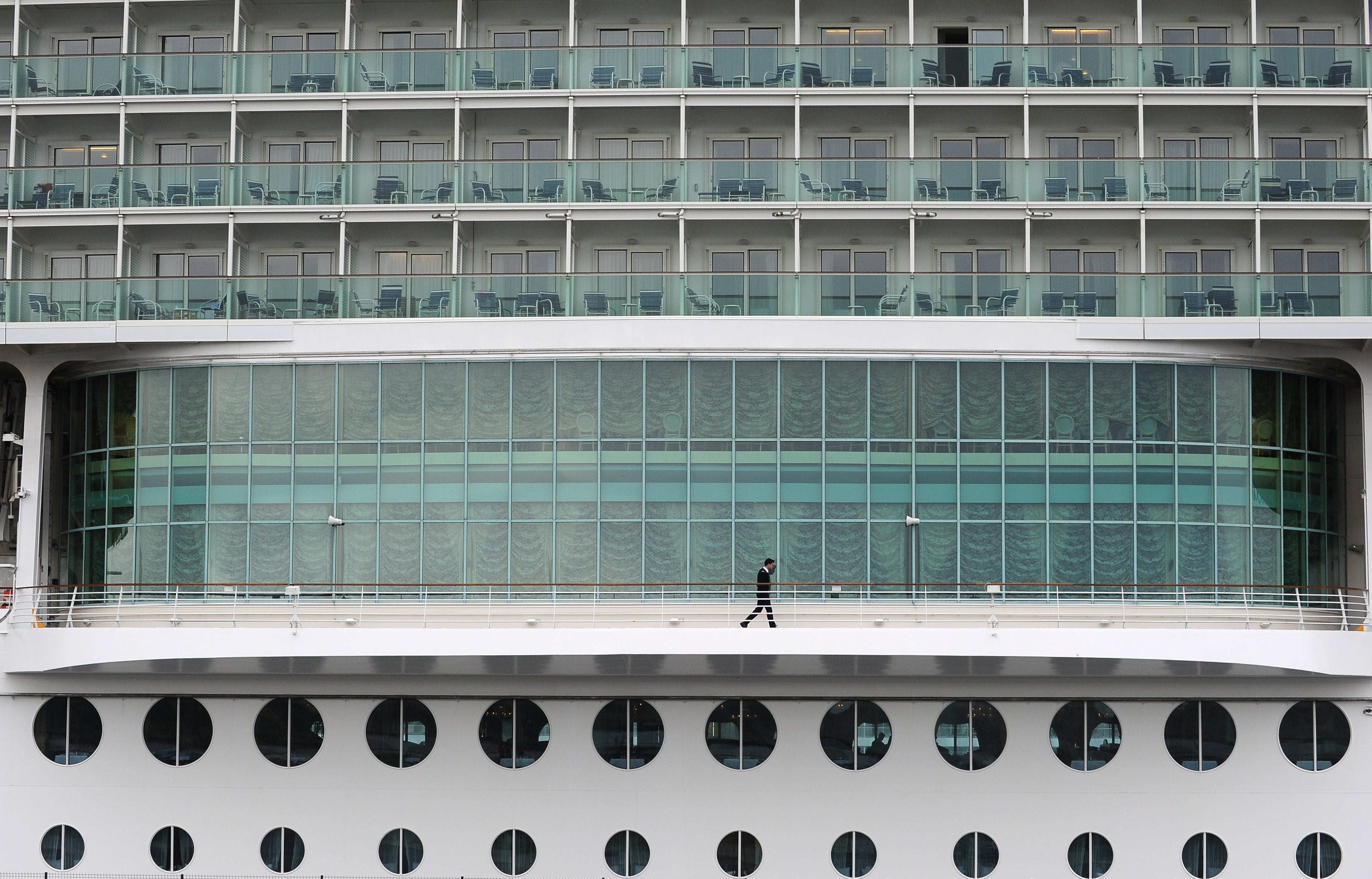 Inauguran el tercer muelle de cruceros de Getxo, "una nueva puerta de entrada a Bizkaia"