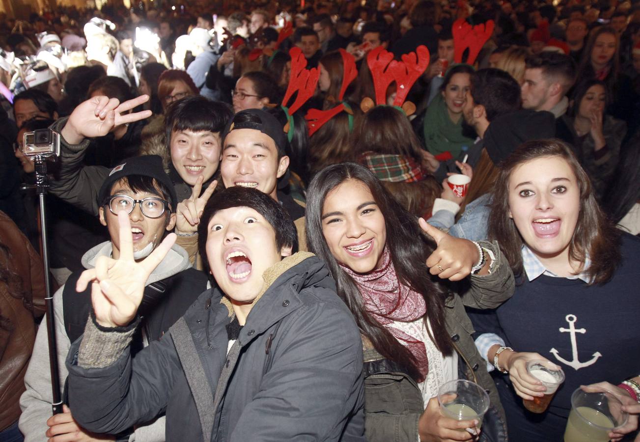 Más de 45.000 personas celebran la 'Nochevieja' de Salamanca