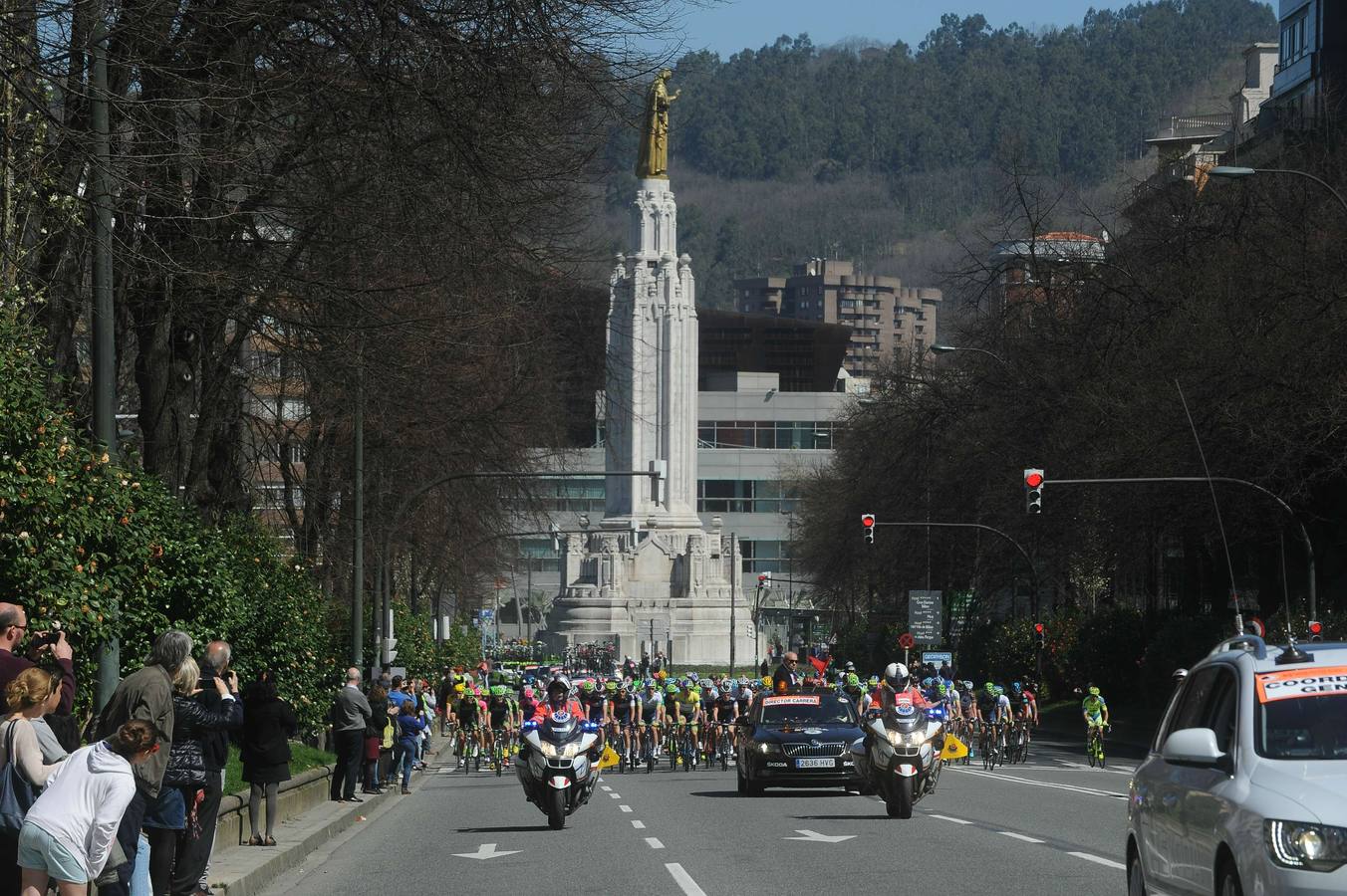Un plante de cinco minutos para denunciar las caídas de ayer