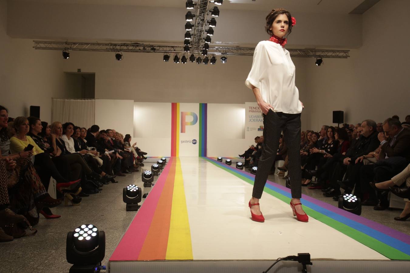 Inauguración de la XXIX Pasarela Gasteiz On