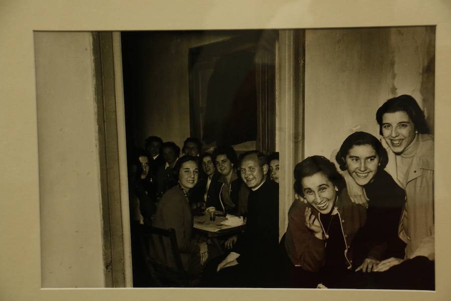 Exposición homenaje a Schommer en Vitoria