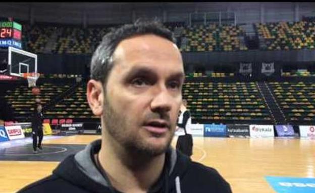 Carlos Frade, segundo de Carles Durán, no seguirá en el Bilbao Basket