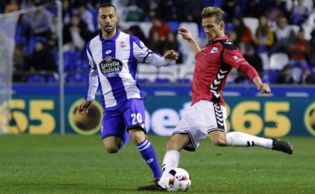 El Alavés se plantea entre ocho y diez fichajes más