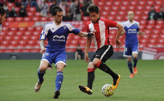 El Athletic renueva a Iñigo Córdoba y cede a Iriondo