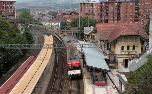 Basauri retoma la reivindicación de soterrar las vías del tren en Lehendakari Aguirre