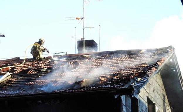 El bloque que arrasado por el fuego en marzo en Sestao no será derruido