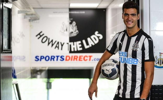 «Tenía otras opciones, pero Newcastle es el lugar correcto para que juegue»