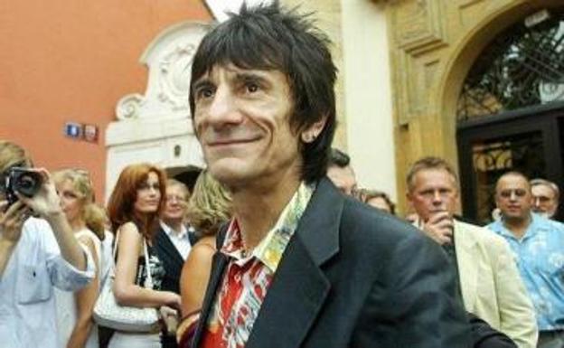 Ron Wood vence al cáncer