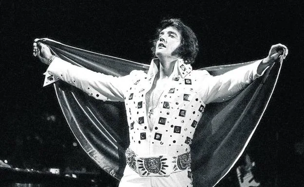 Elvis mantiene su reinado a los 40 años de su muerte