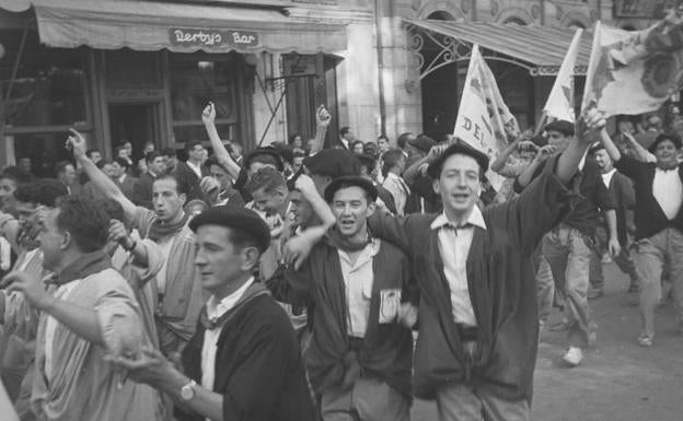 «La Mari Carmen no sabe coser»