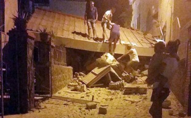 Al menos dos muertos y 39 heridos tras un terremoto en la isla italiana de Isquia
