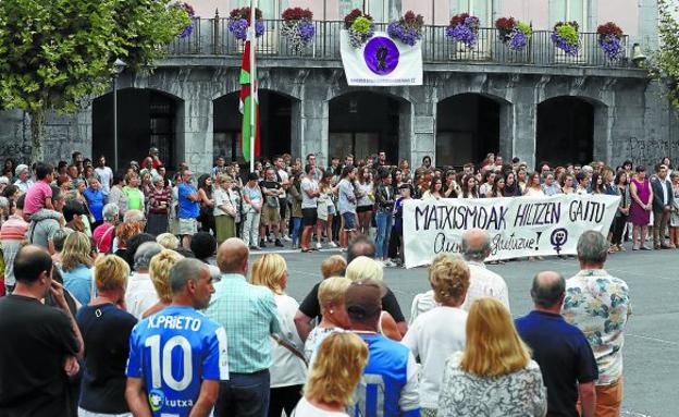 El marido de Sofía llamó al trabajo tras apuñalarla y dijo que ese día no iría «por asuntos familiares»