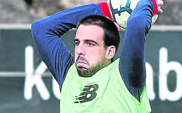 El Athletic ya negocia con Beñat