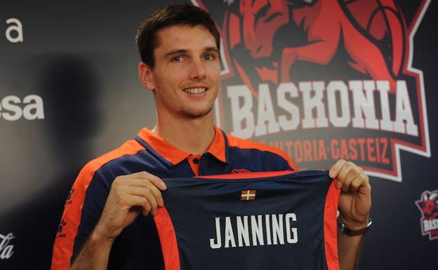 Janning: «Sería una gran noticia quedarme todo el año en el Baskonia»