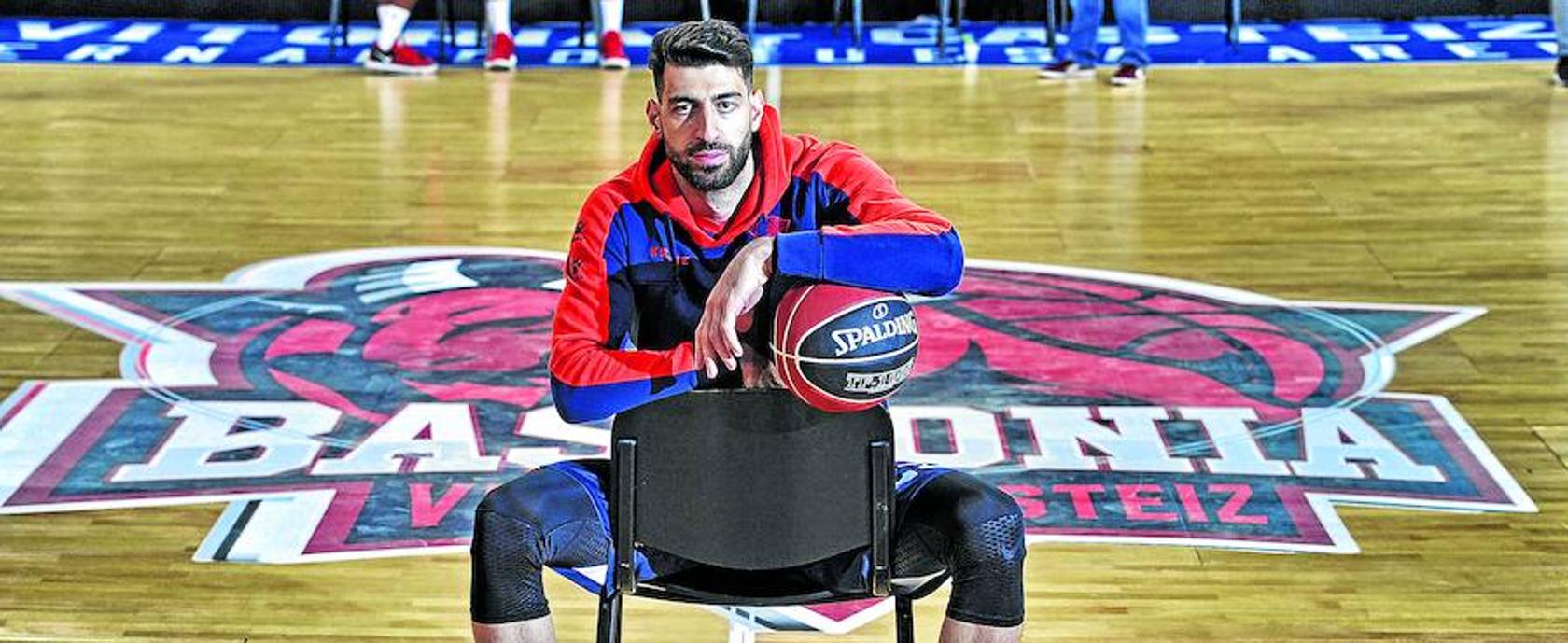 Shengelia nos presenta a los nuevos fichajes del Baskonia